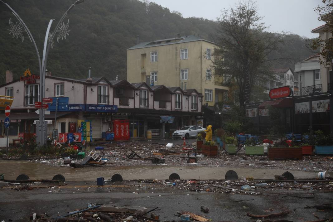 Şile’de hasar tespit ve temizlik çalışmaları yapılıyor - Resim: 7